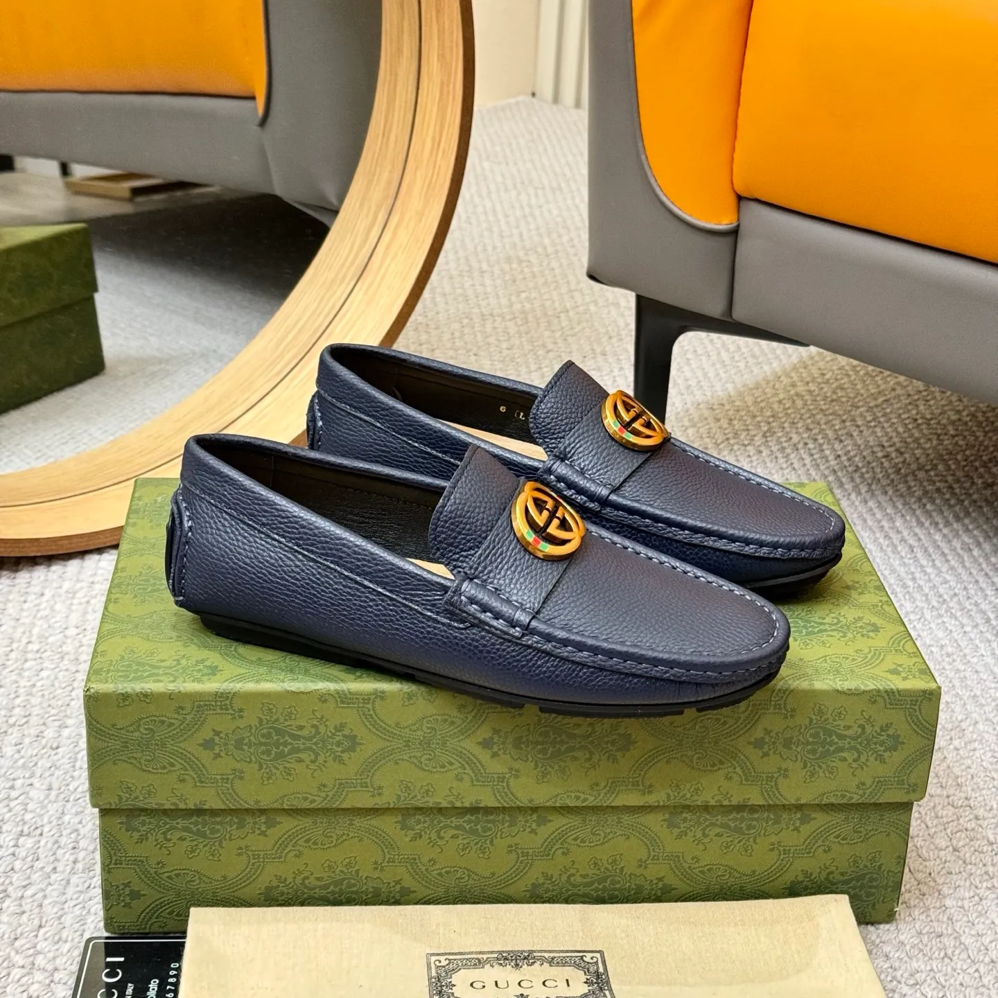 Men's shoes 💰420 (Yangli) Gucci* - the top version of Gucci classic beanie shoes! It is made of imported original cowhide and has a comfortable first layer of sheepskin lining! Original wear-resistant rubber outsole! High quality products! Size 38-46, with shoe dial, cloth bag, card